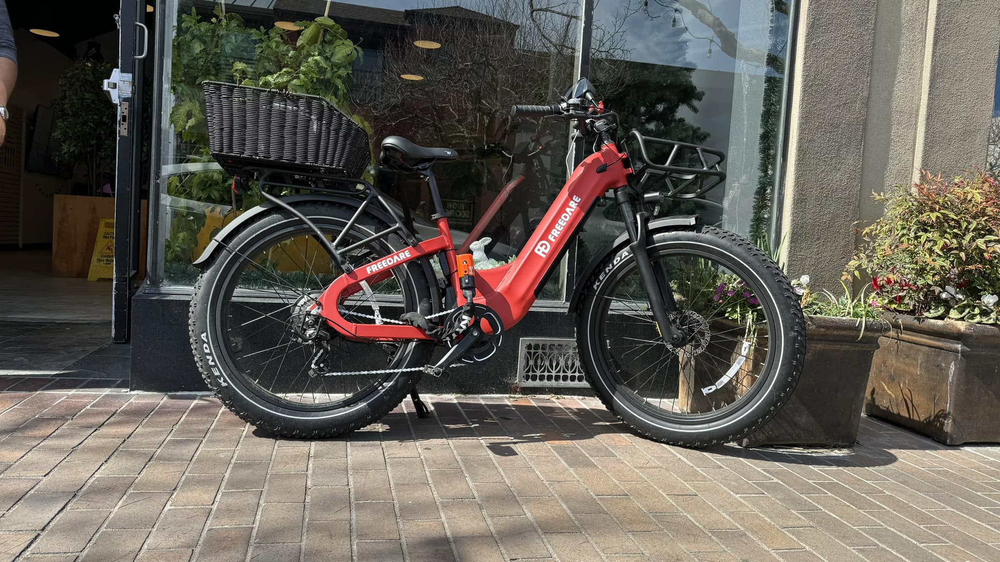 Freedare Eden fat tire electric bike with APP control in USA for sale Red e-bike